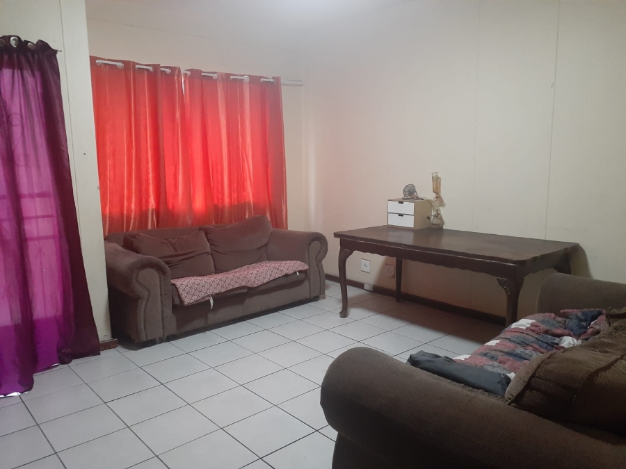 2 Bedroom Property for Sale in Sidwell Eastern Cape